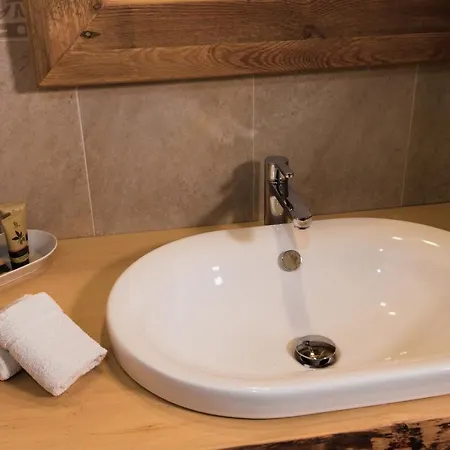 Agriturismo Milord Farm stay Salo